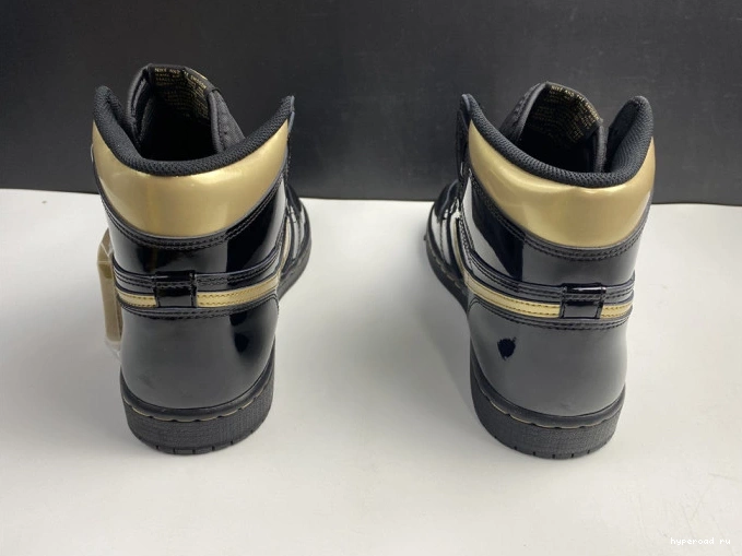 GOLD METALLIC 1 555088-032 AIR RETRO HIGH JORDAN BLACK (2020) 0912